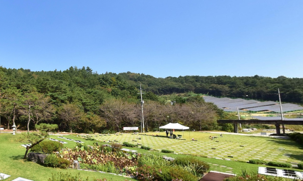 (재)영호추모공원 매화동산 시설 사진