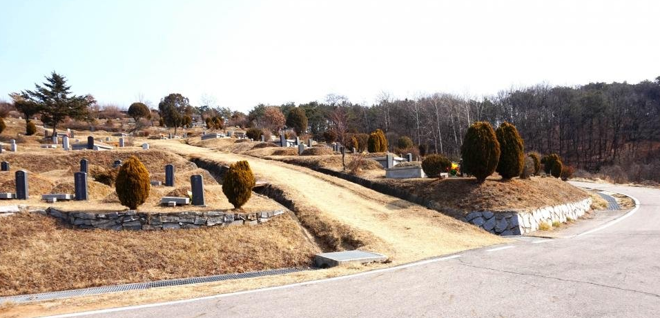 가산면 제2공설묘지 시설 사진