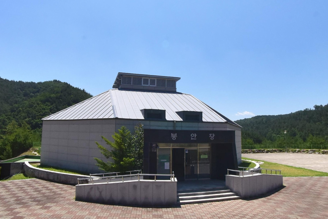 양양군공설묘원 시설 사진