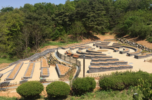 월곳리 공설자연장지 시설 사진
