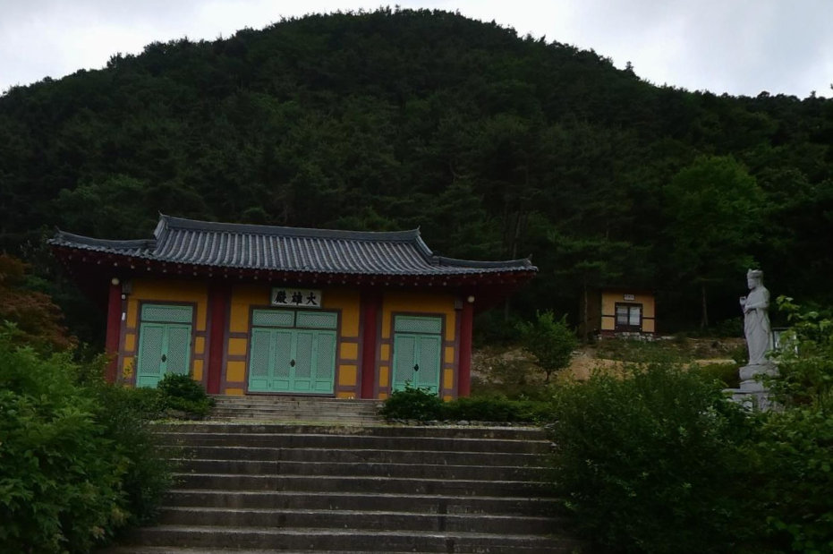정안사 봉안탑 시설 사진