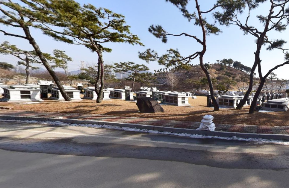 (재)개나리추모공원 봉안담 시설 사진